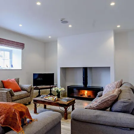3 Bed In Oc-g0001 *