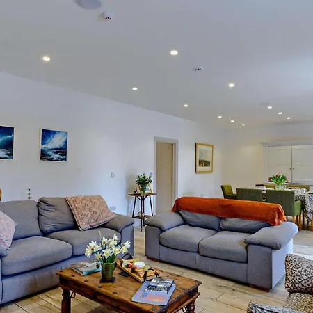 3 Bed In Oc-g0001 Kirkbymoorside